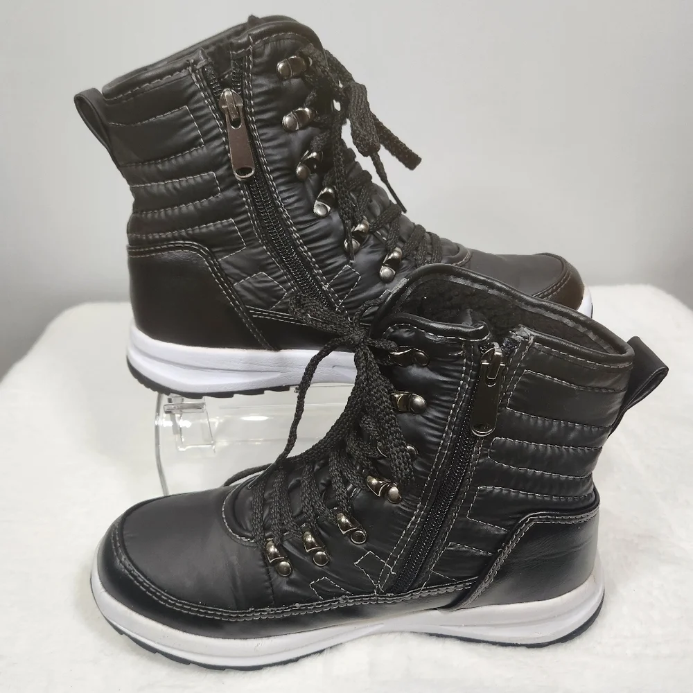 Weatherproof Black Winter Rain Boots with Quilted Design Size 7